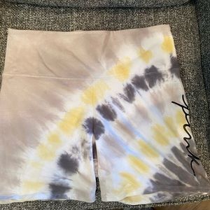 VS Pink biker shorts